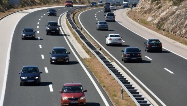 Prvi ljetni vikend u prometu na hrvatskim cestama