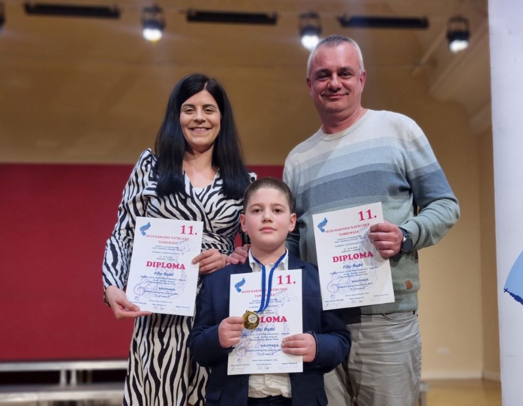 Filip Rado osvojio zlatnu medalju na međunarodnom natjecanju tamburaša u Požegi